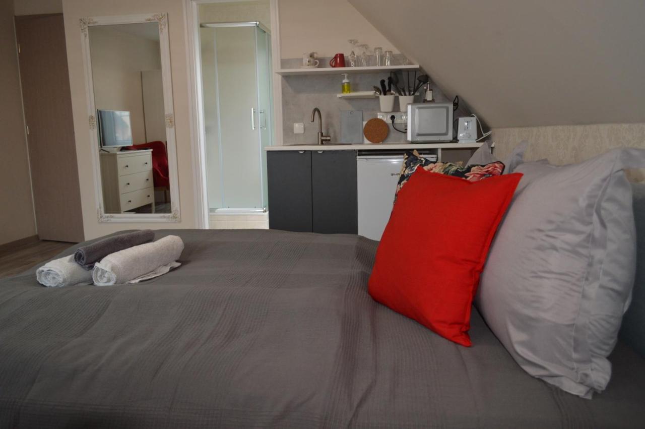 Bed and Breakfast Rebeka Panzio Tihany Esterno foto