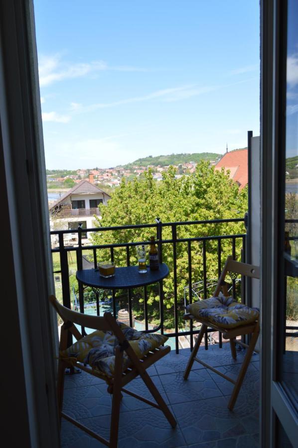 Bed and Breakfast Rebeka Panzio Tihany Esterno foto