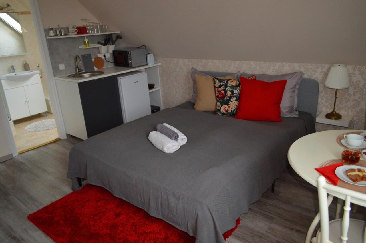Bed and Breakfast Rebeka Panzio Tihany Esterno foto